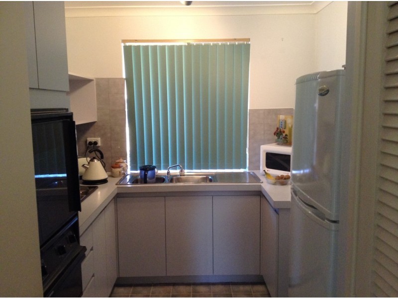 64/11 Petterson Ave, Samson WA 6163