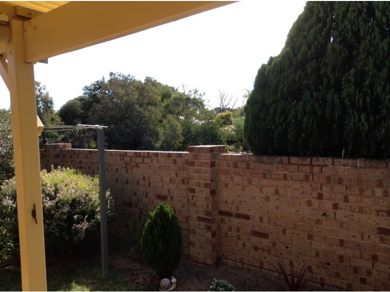 64/11 Petterson Ave, Samson WA 6163