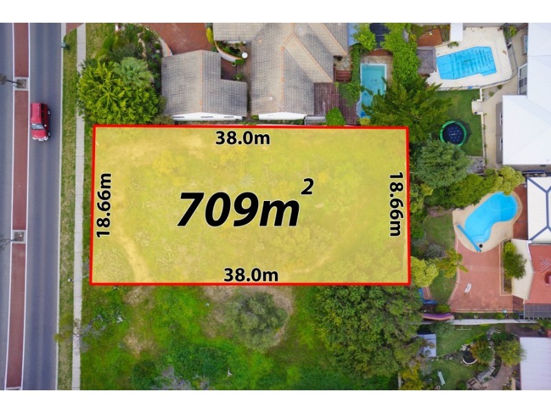 62 Dampier Avenue, Mullaloo WA 6027