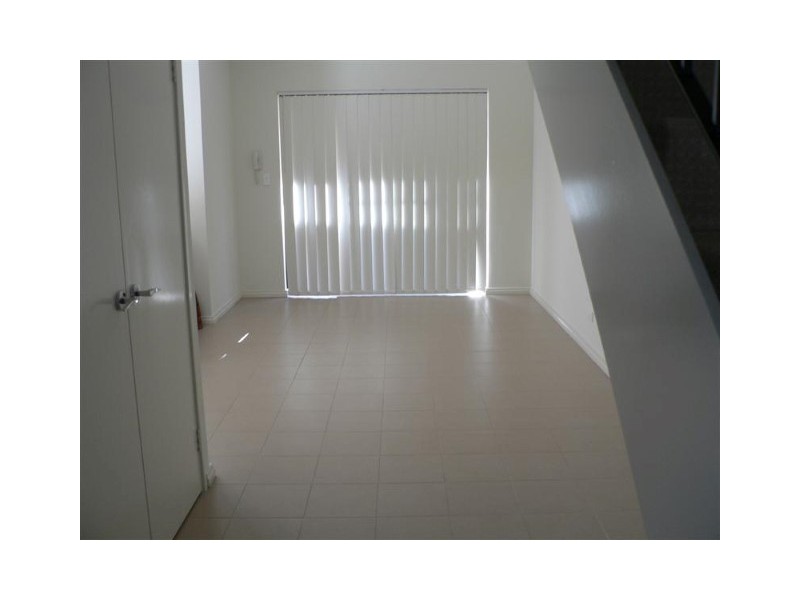 25/9 Healy Road, Hamilton Hill WA 6163