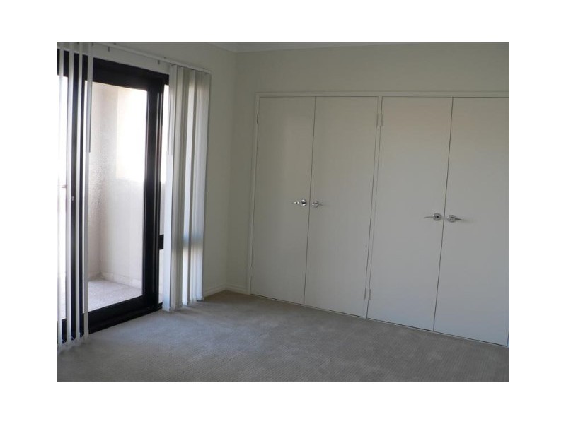 25/9 Healy Road, Hamilton Hill WA 6163