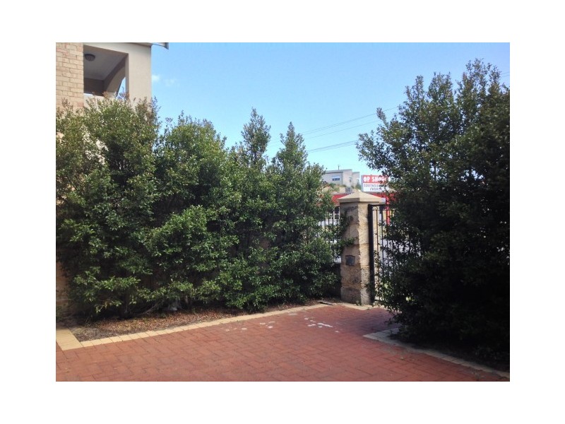 25/9 Healy Road, Hamilton Hill WA 6163