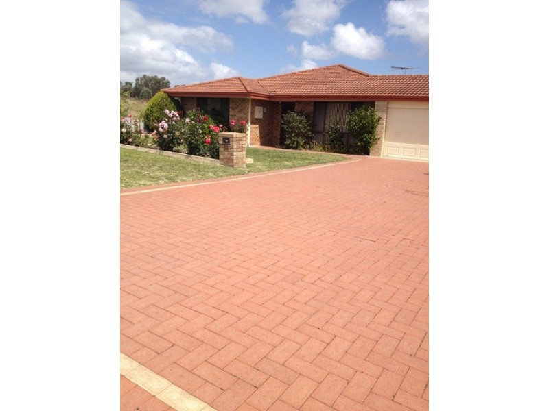 32 Sciano Avenue, Success WA 6164