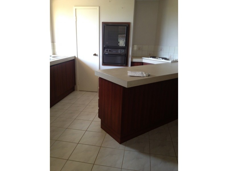 32 Sciano Avenue, Success WA 6164