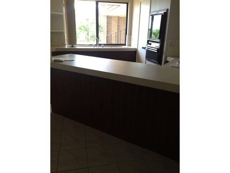 32 Sciano Avenue, Success WA 6164