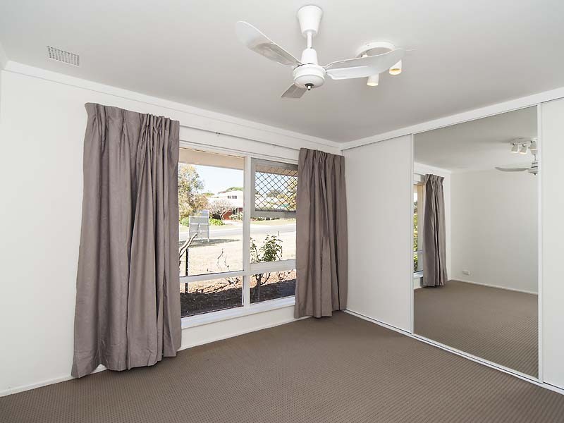 6 Bellairs Road, Kardinya WA 6163