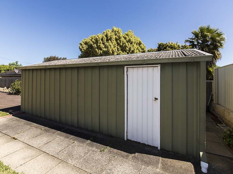 8 Burney Court, Kardinya WA 6163