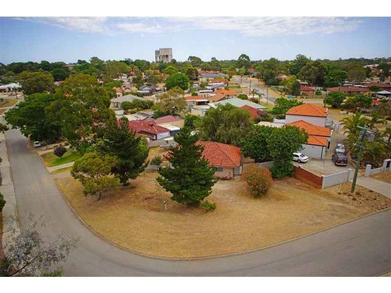 16 Goneril Way, Coolbellup WA 6163