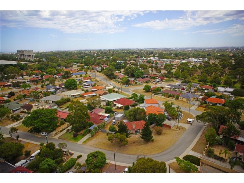 16 Goneril Way, Coolbellup WA 6163