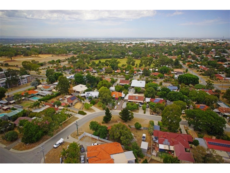 16 Goneril Way, Coolbellup WA 6163