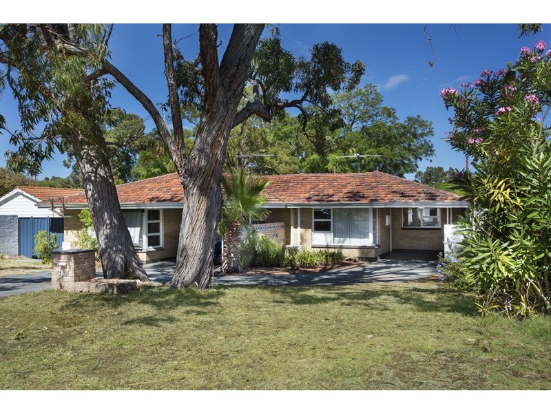 9B Bedwell Crescent, Booragoon WA 6154