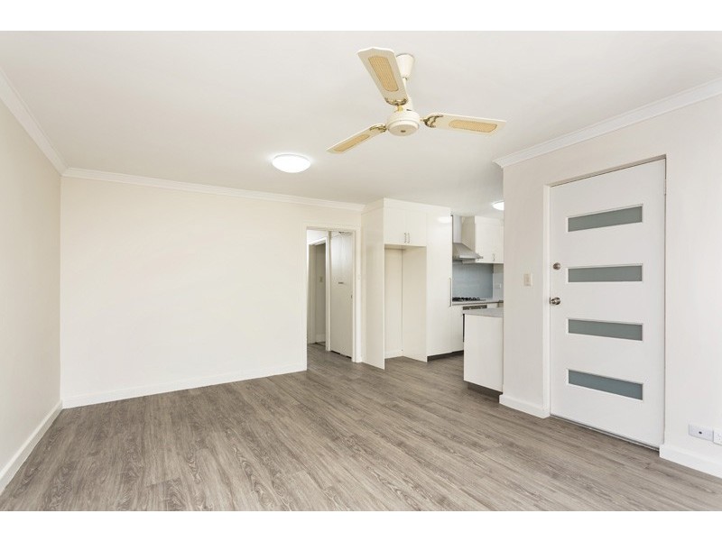 9B Bedwell Crescent, Booragoon WA 6154