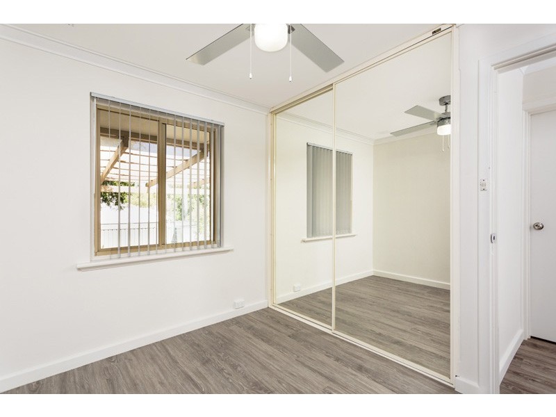 9B Bedwell Crescent, Booragoon WA 6154