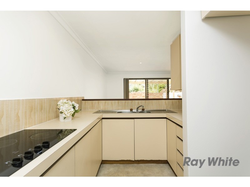 4/11 Canning Avenue, Mount Pleasant WA 6153