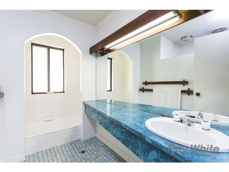 111 Gilbertson Road, Kardinya WA 6163