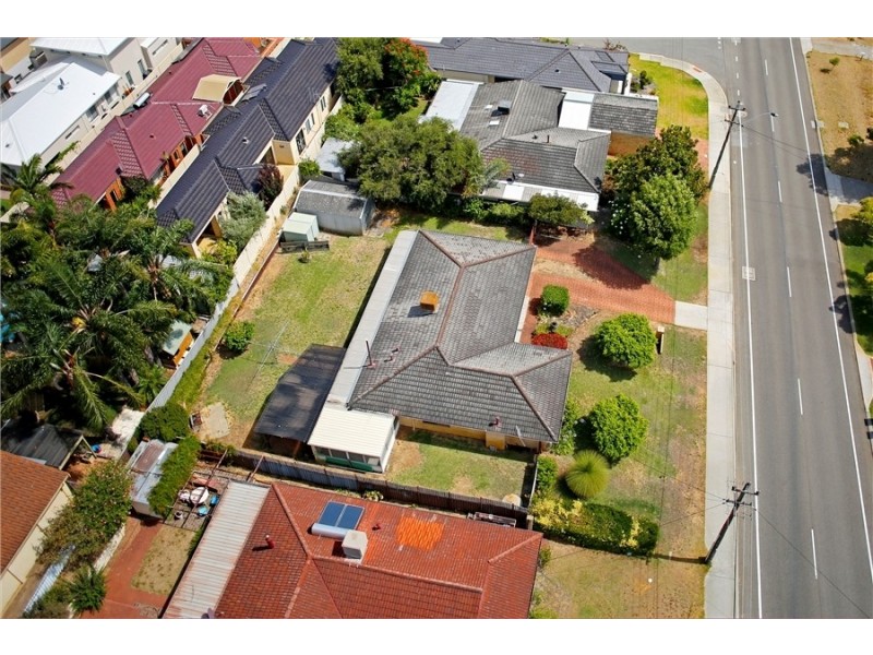 111 Gilbertson Road, Kardinya WA 6163