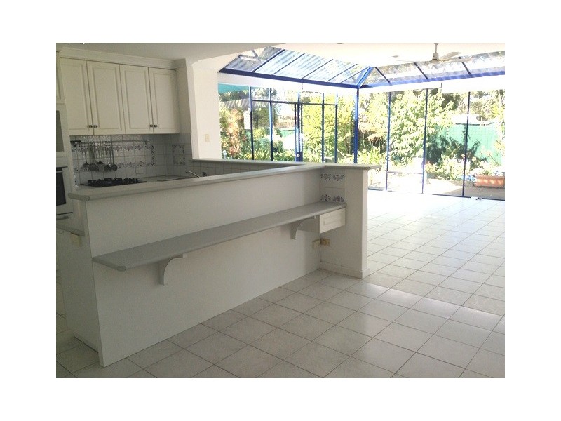 25 Ralston Rd, Kardinya WA 6163