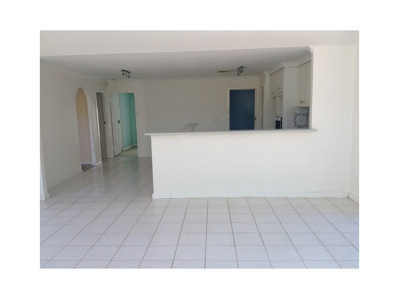 25 Ralston Rd, Kardinya WA 6163