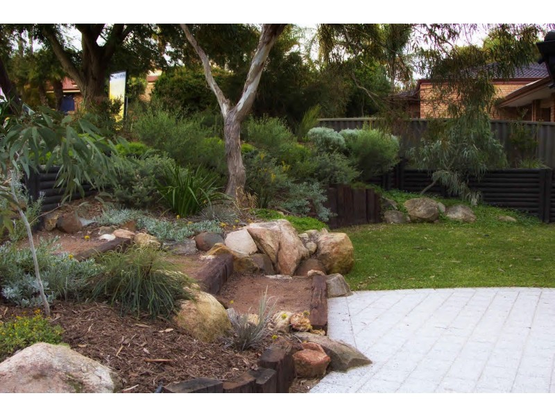 6 Moennich Court, Coolbellup WA 6163