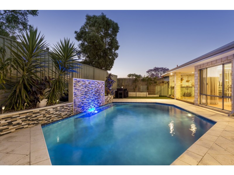 14A Walker Court, Kardinya WA 6163