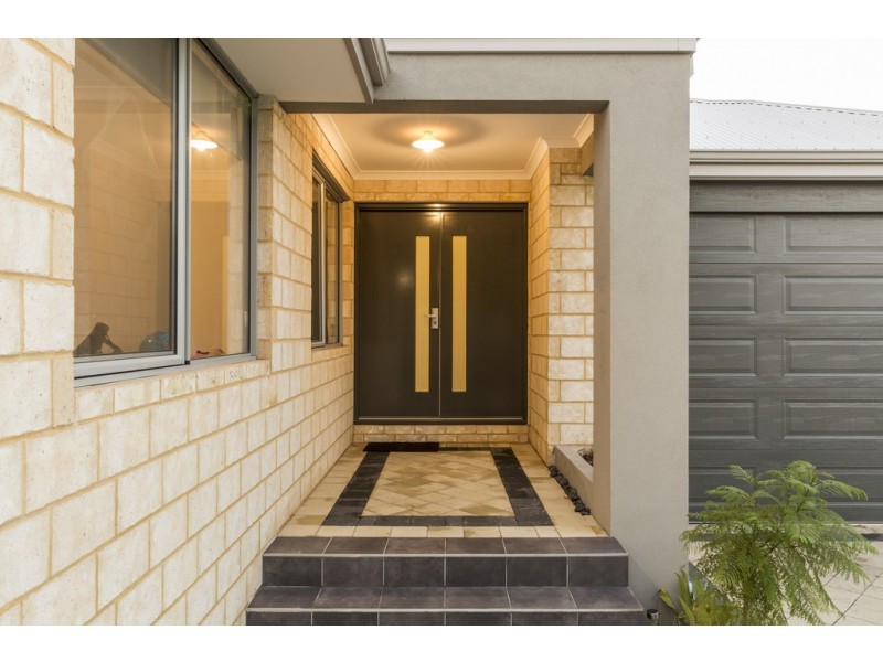 14A Walker Court, Kardinya WA 6163