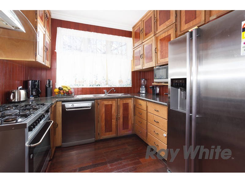 13 Regan Street, Coolbellup WA 6163