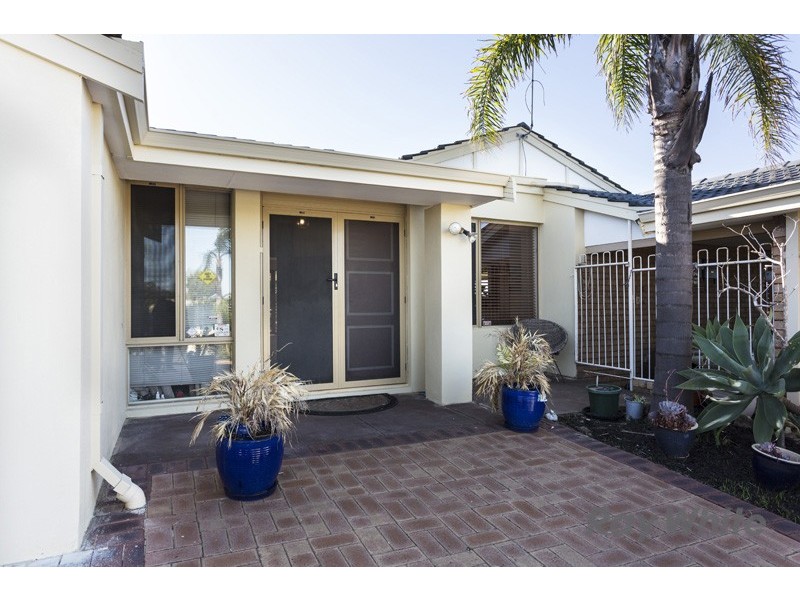 37 Merrifield Circle, Leeming WA 6149