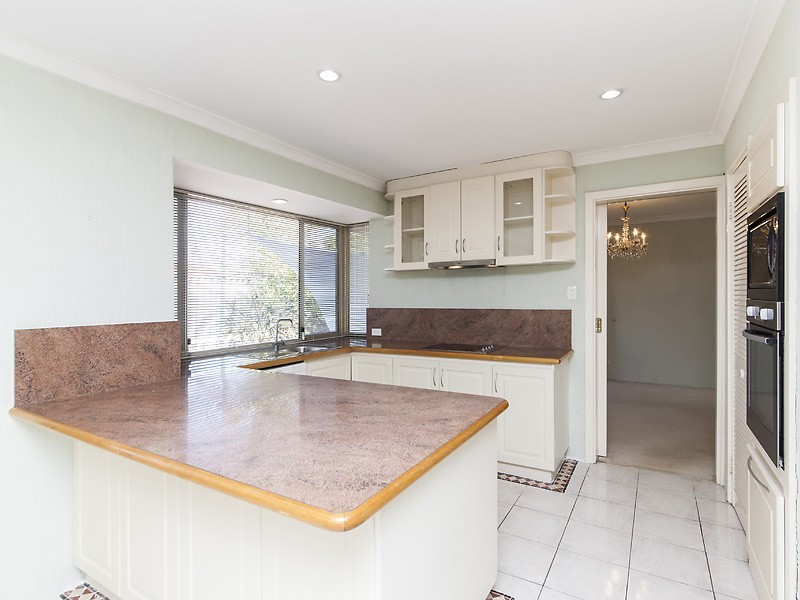 30 Wilkinson Gardens, Winthrop WA 6150