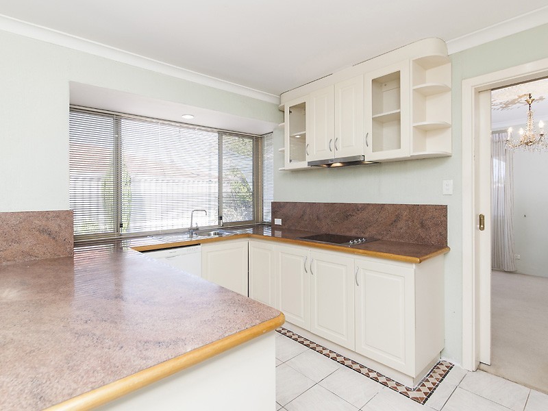 30 Wilkinson Gardens, Winthrop WA 6150