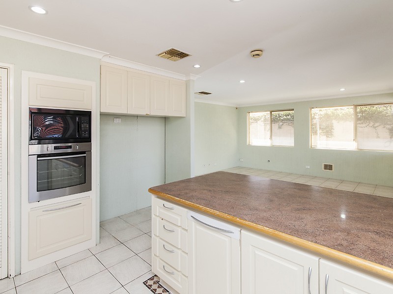 30 Wilkinson Gardens, Winthrop WA 6150