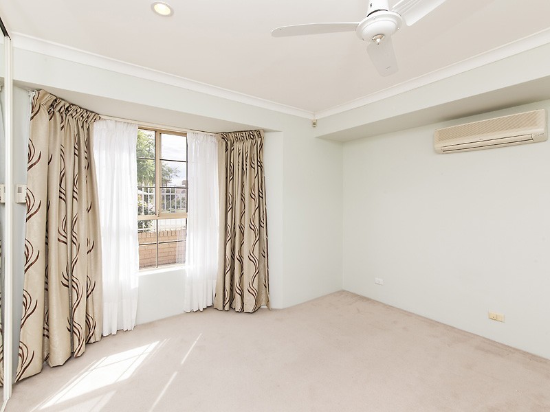 30 Wilkinson Gardens, Winthrop WA 6150