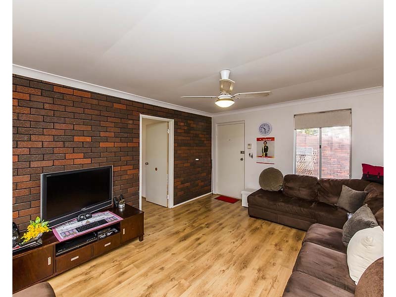 100a Gilbertson Road, Kardinya WA 6163