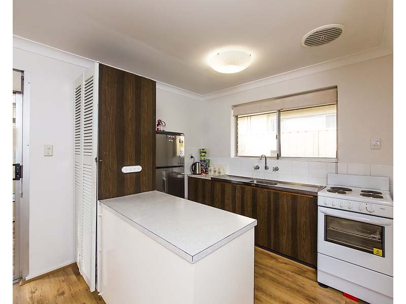 100a Gilbertson Road, Kardinya WA 6163