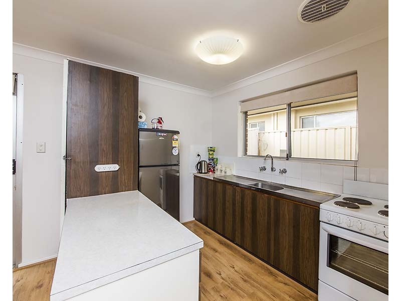 100a Gilbertson Road, Kardinya WA 6163