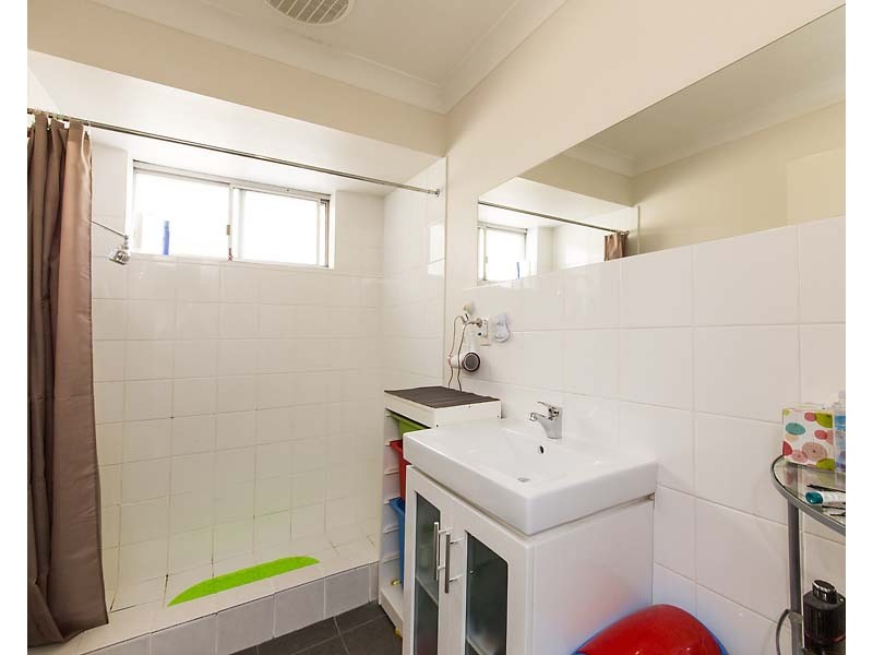 100a Gilbertson Road, Kardinya WA 6163