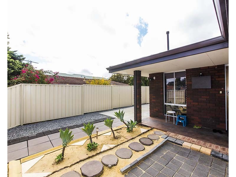 100a Gilbertson Road, Kardinya WA 6163