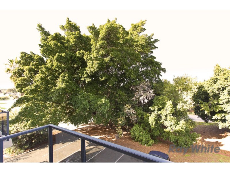 15/37 Paulik Way, Hamilton Hill WA 6163