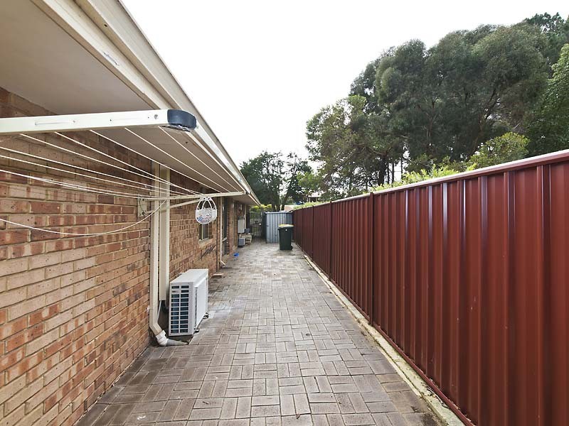 2 / 5 Wood Court, Kardinya WA 6163
