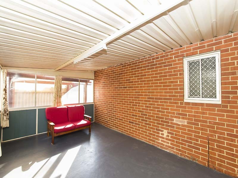 5 Thorsager Street, Coolbellup WA 6163