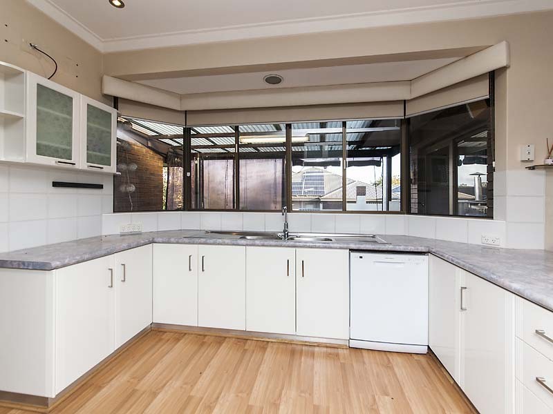 17 Rigby Avenue, Spearwood WA 6163