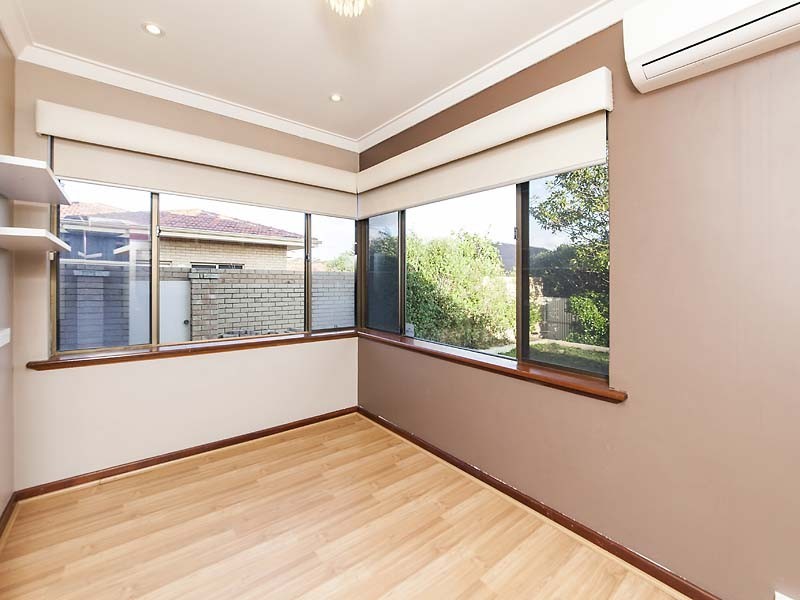 17 Rigby Avenue, Spearwood WA 6163