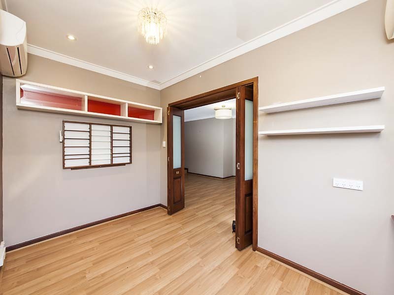 17 Rigby Avenue, Spearwood WA 6163