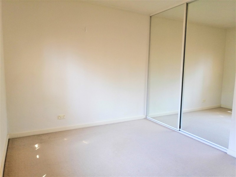 14/15 Rosalind Way, Coolbellup WA 6163