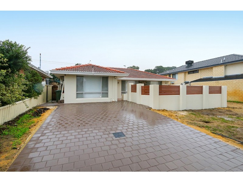 62 Davies Crescent, Kardinya WA 6163