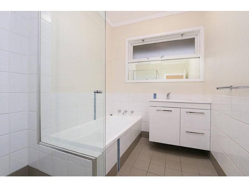 62 Davies Crescent, Kardinya WA 6163