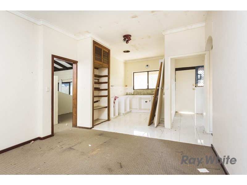 319 Vahland Avenue, Willetton WA 6155