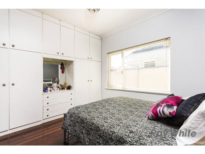 27 Mullings Way, Myaree WA 6154