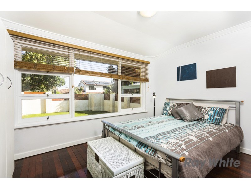 27 Mullings Way, Myaree WA 6154