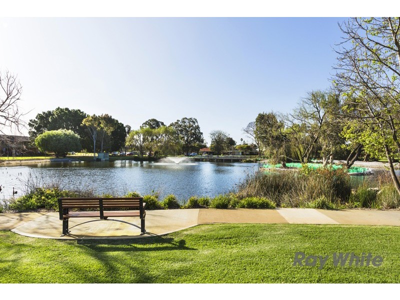 27 Mullings Way, Myaree WA 6154