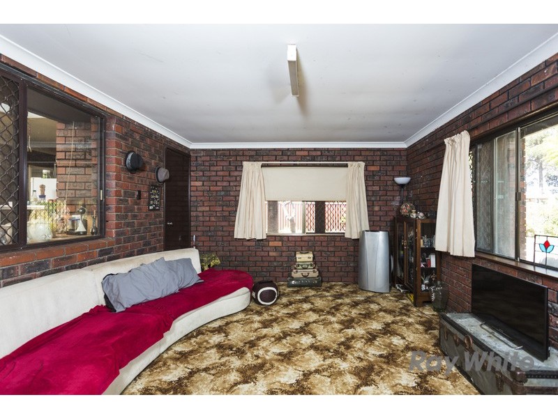 1 Gillett Drive, Kardinya WA 6163